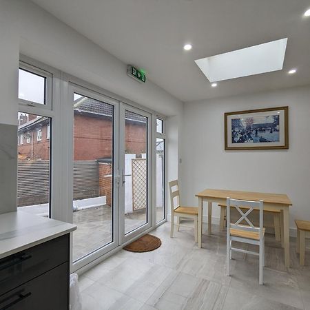 יורק Rooms Near City Centre Private Bath Free Parking מראה חיצוני תמונה